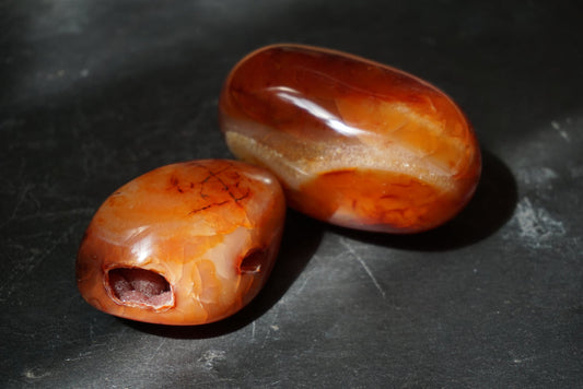 WHAT IS CARNELIAN MEANING, HEALING PROPERTIES, USAGES
